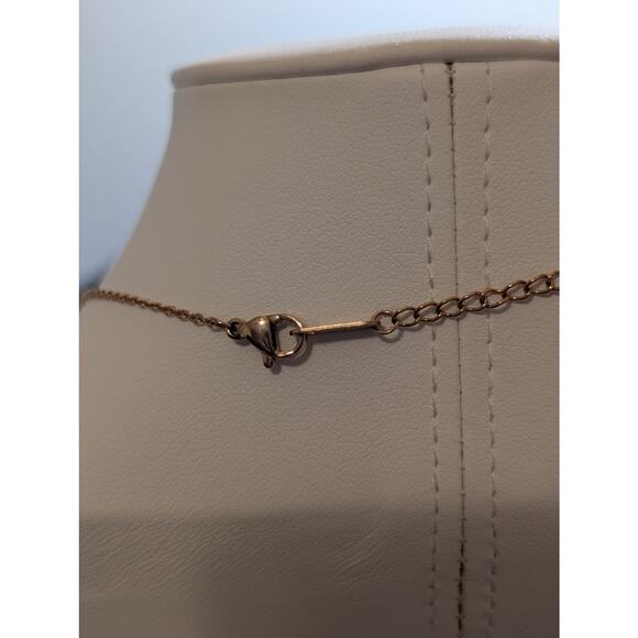 18K Rose Gold Plated Two Sided Quatrefoil Mother of Pearl CZ Pendant Necklace - Picture 7 of 10